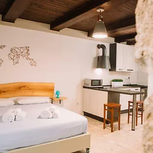 Apartment In The Heart Of The