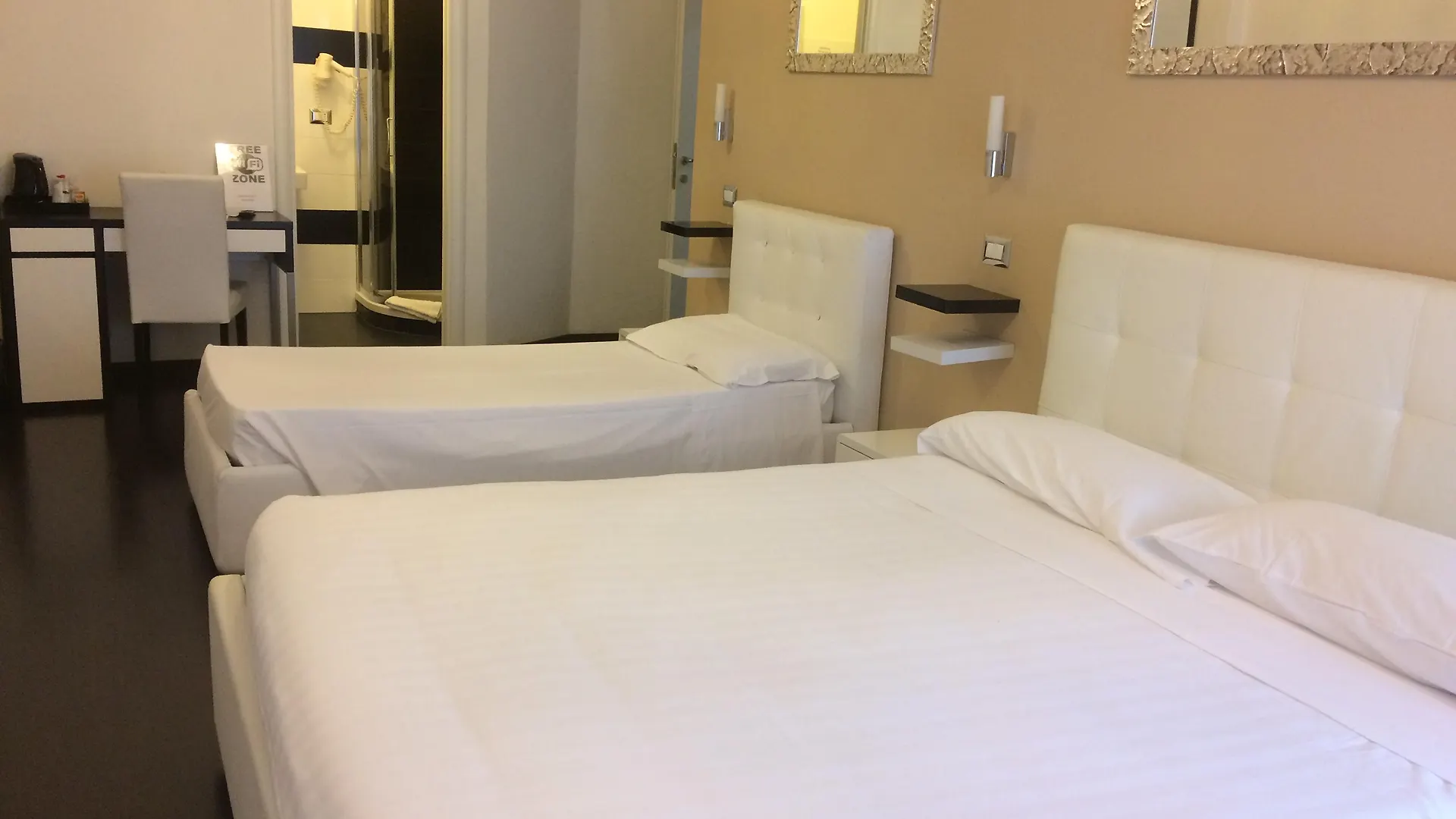 Hotel Villa Piras Альгеро