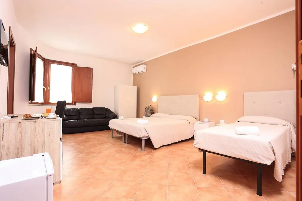 Hotel Villa Piras アルゲーロ 3*,  イタリア