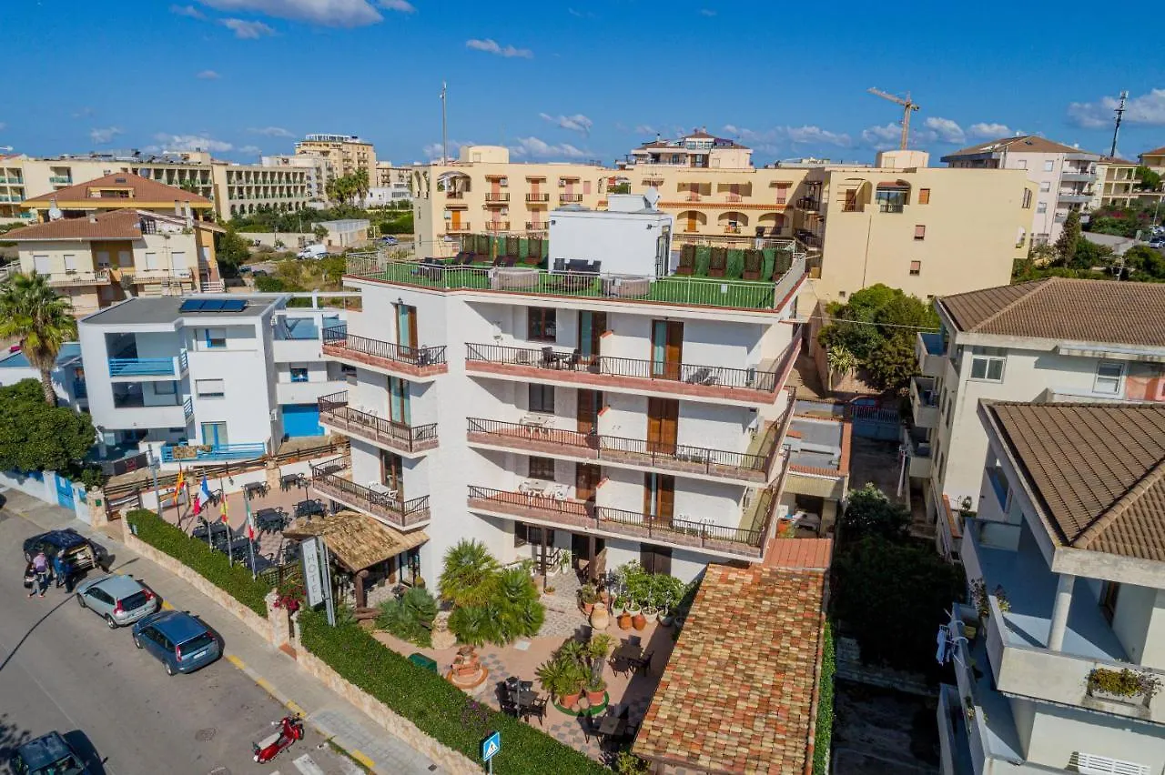 Hotel Villa Piras Альгеро