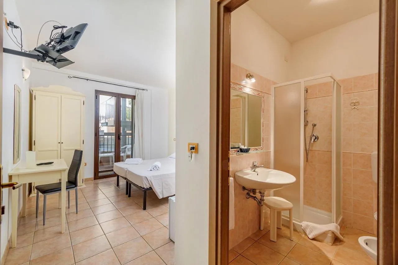 Hotel Villa Piras Альгеро 3*,  Италия